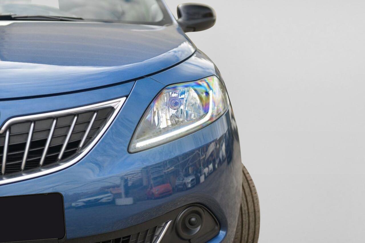 LANCIA Ypsilon III 2021 - Ypsilon 1.0 firefly hybrid Silver s&s 70cv