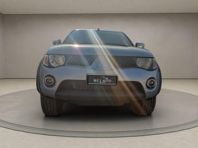 MITSUBISHI L200 2.5 DI-D/136CV Double Cab Invite