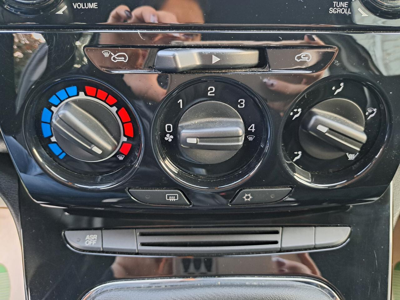 Lancia Ypsilon 1.2 BENZ 69 CV 5 porte Platinum /OK NEOPATENTATI /EURO6