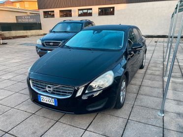 Volvo V60 D2 1.6 Kinetic