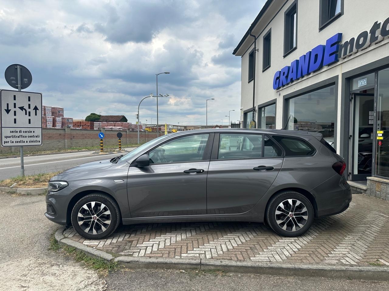 Fiat Tipo 1.6 Mjt 120 CV SW CITY CROSS S
