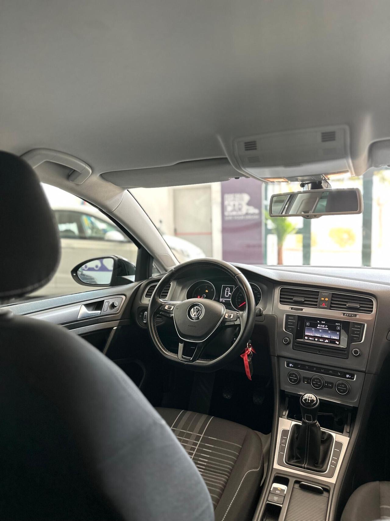 Volkswagen Golf 1.6 TDI 110 CV 5p. Lounge BlueMotion Technology