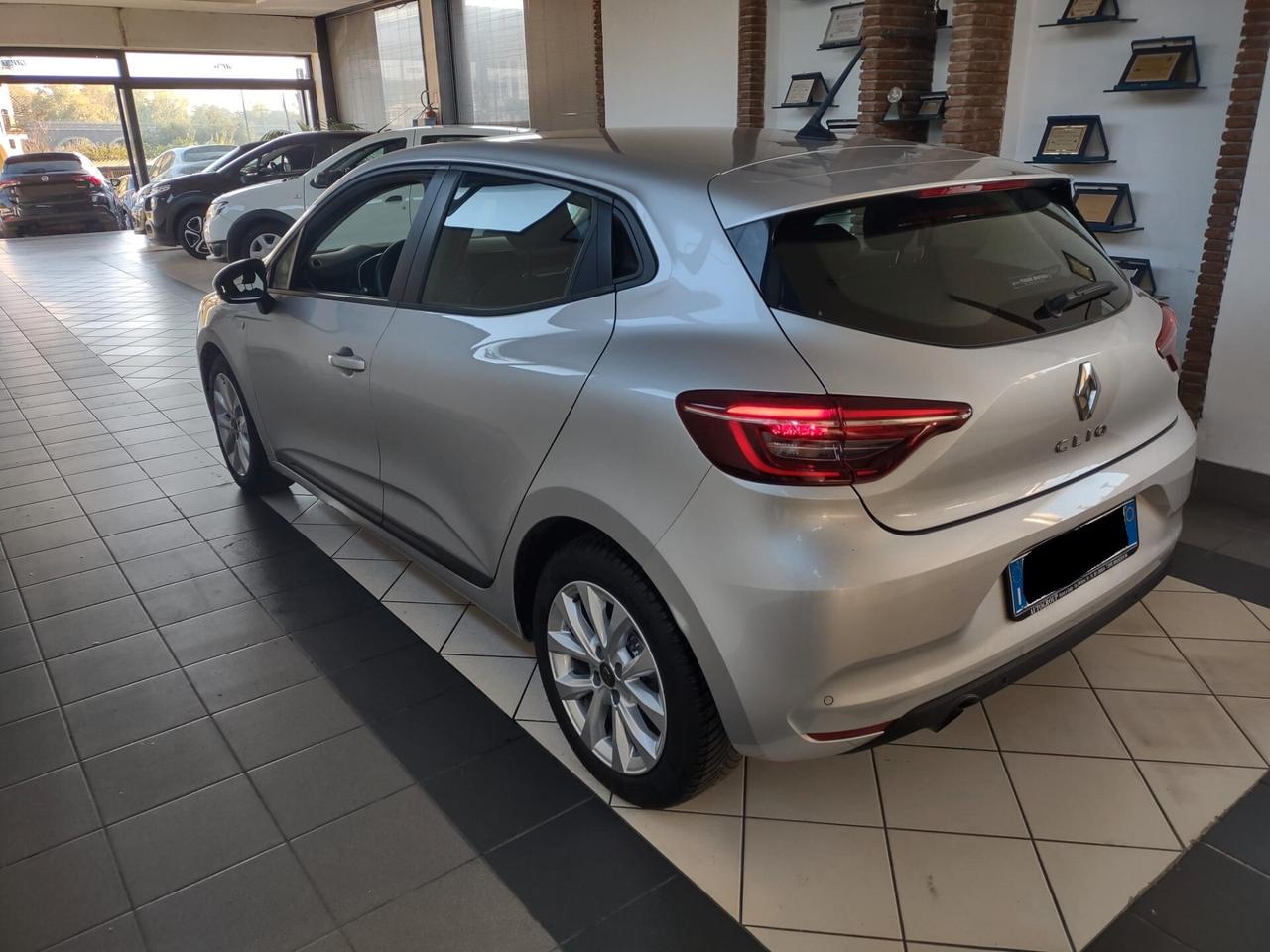 Renault Clio TCe 12V 100 CV 5 porte Intens