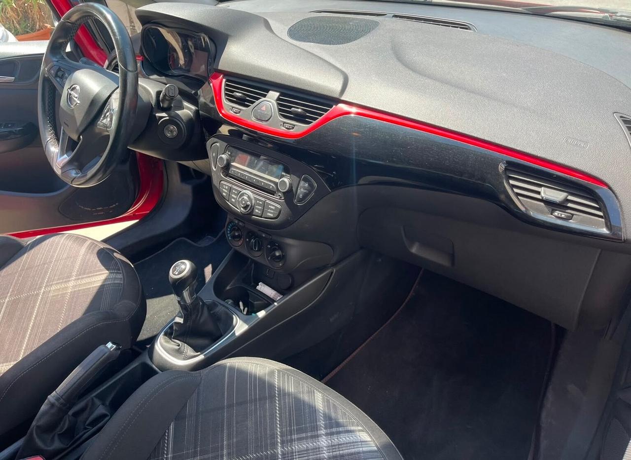 Opel Corsa 1.2 5 porte