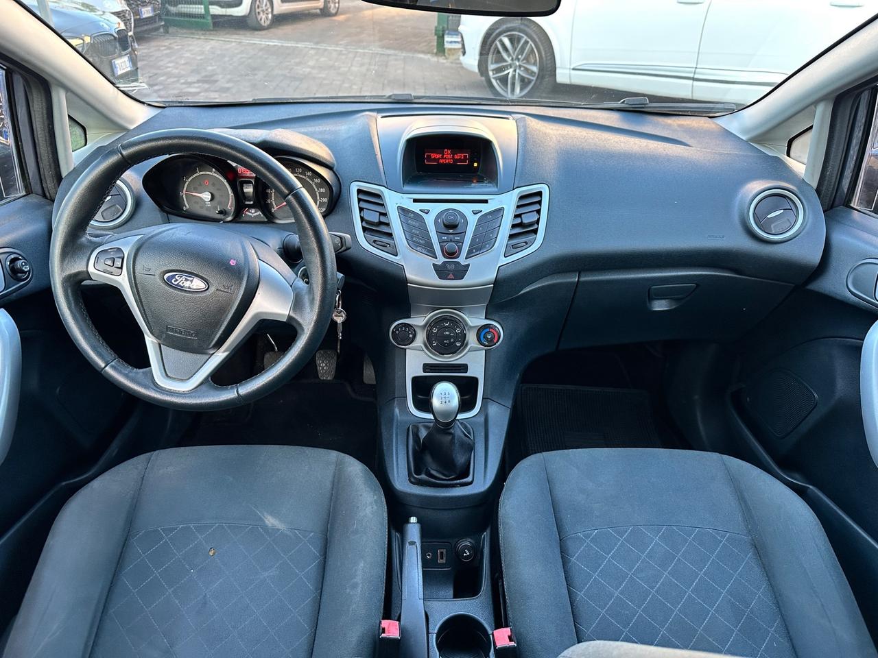 Ford Fiesta 1.2 Benzina ok per neopatentati