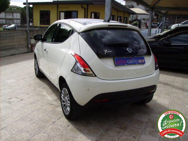 LANCIA Ypsilon 0.9 TwinAir 85 CV 5 porte Metano Ecochic Gold