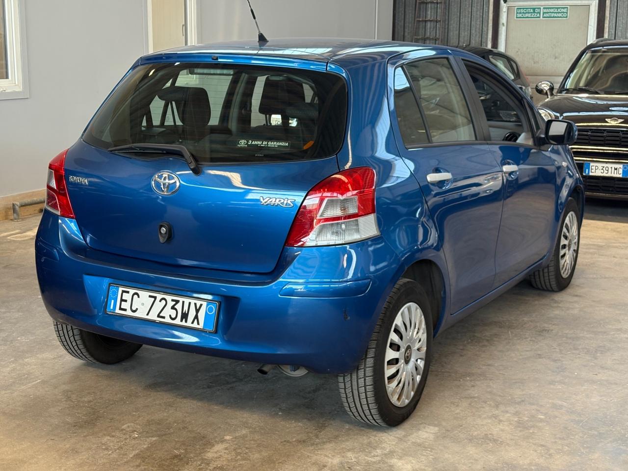 Toyota Yaris 1.0 5 porte Sol