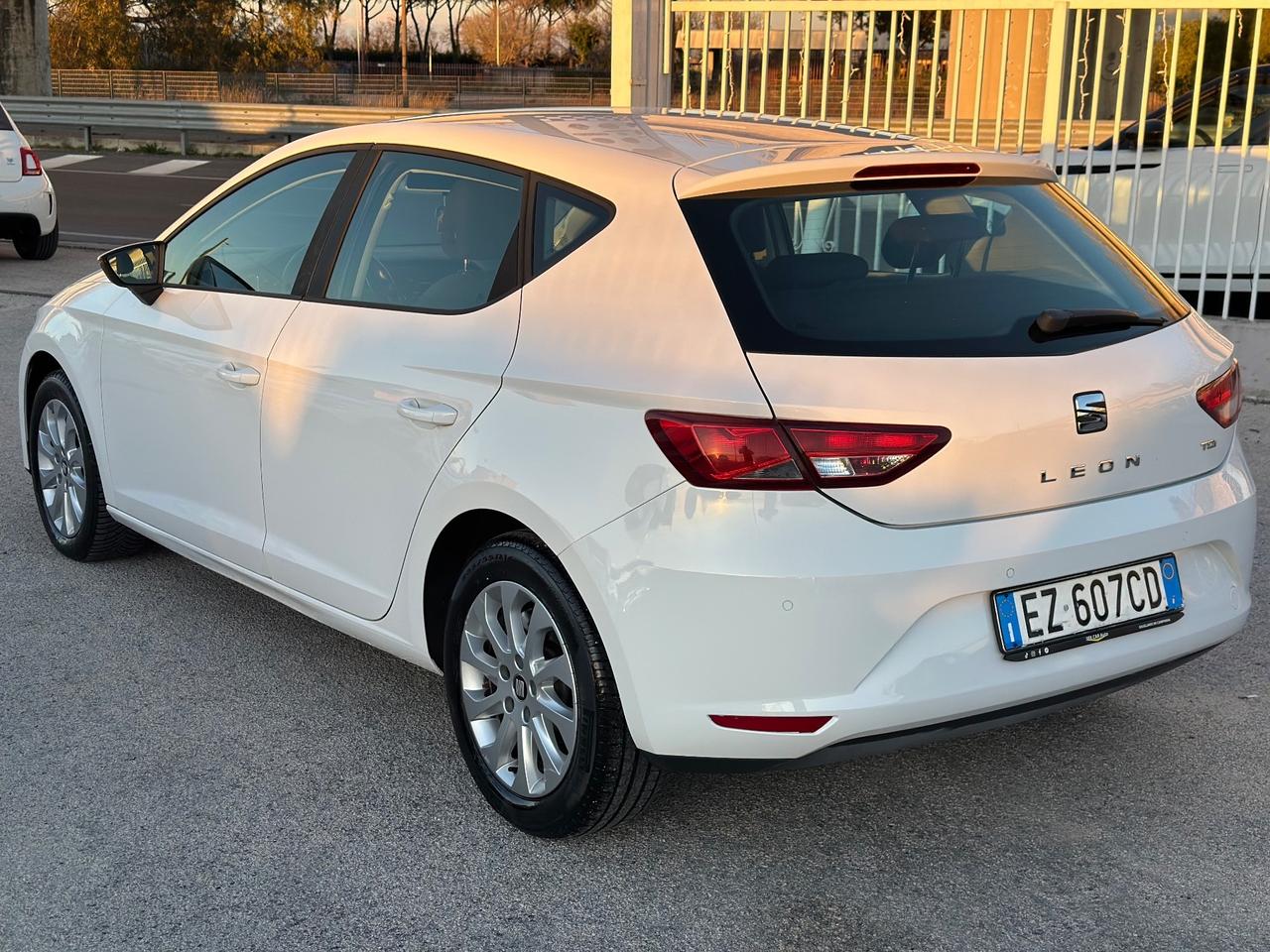 Seat Leon 2015 1.6 TDI 105 CV AUT. Business XFETTA