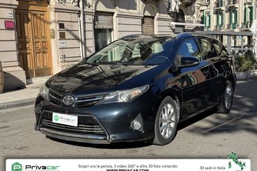 TOYOTA Auris Touring Sports 1.4 D-4D Lounge