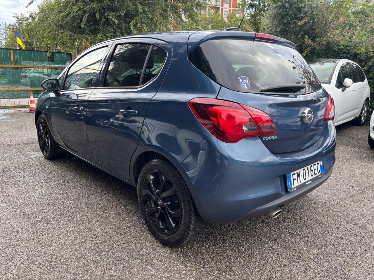 Opel Corsa 1.4 90CV 5 porte GPL