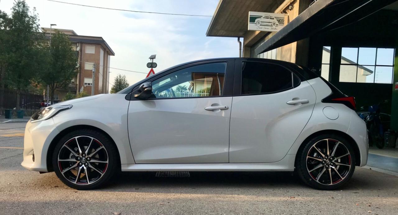 Toyota Yaris 1.5 Hybrid 5 porte GR Sport