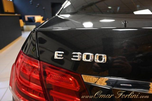 MERCEDES-BENZ E 300 BlueTec HYBRID AUT.SPORT XCOMMERCIANTI NO GARANZIA