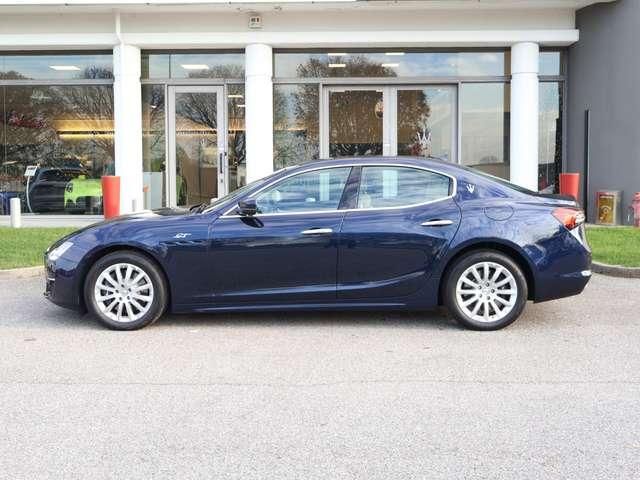 Maserati Ghibli GT Hybrid 330 CV