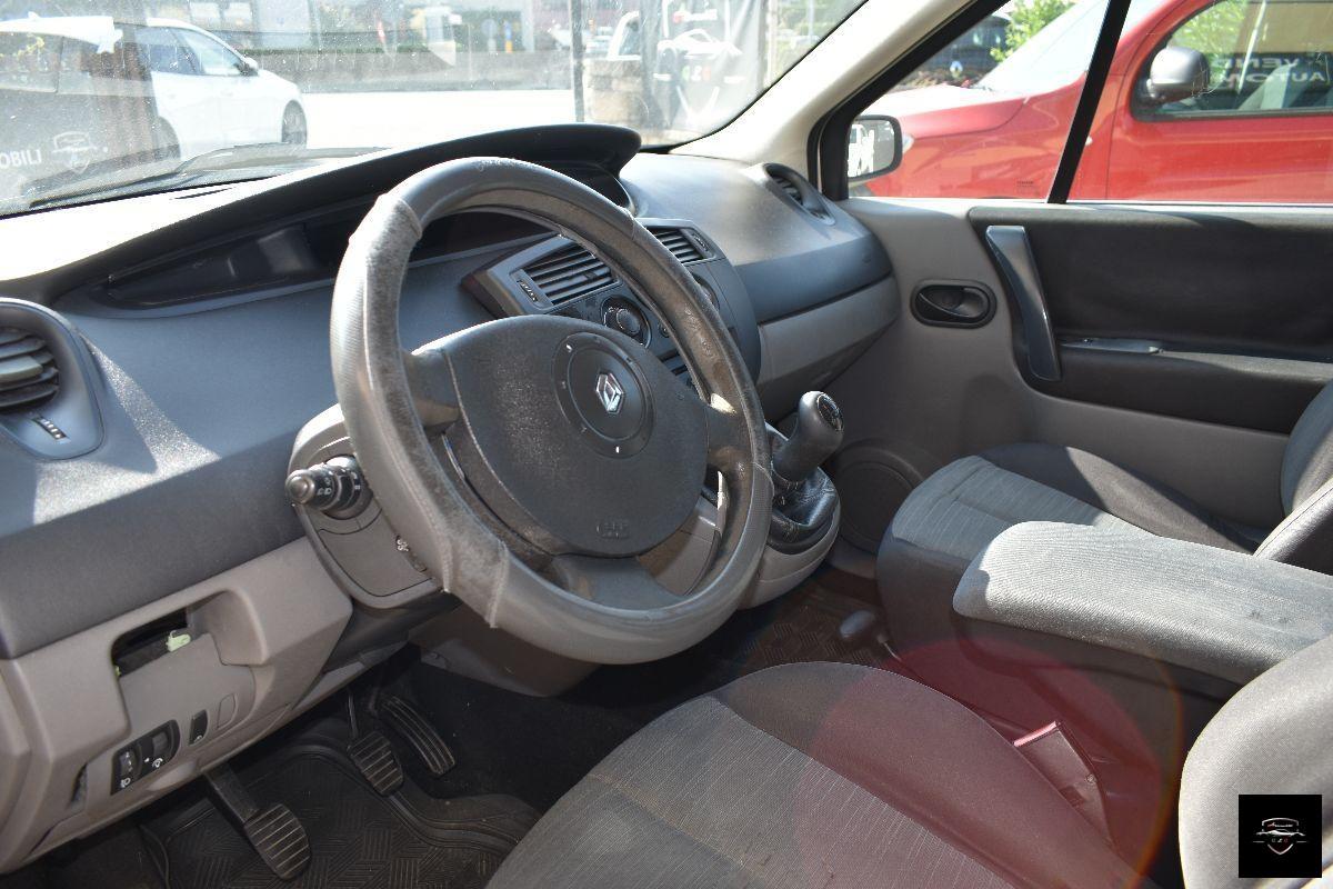 RENAULT - Scénic - 1.6 16V Pack