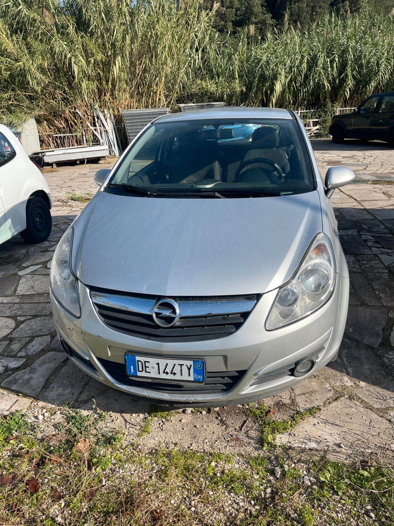 Opel Corsa 1.2 3 porte Enjoy GPL NUOVO VALIDO FINO 2031 clima cerchi