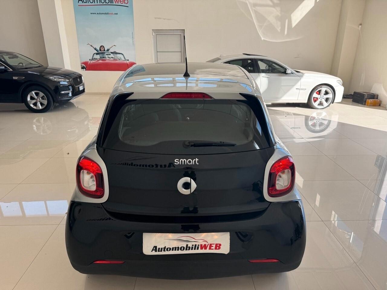 Smart ForFour 60 1.0 Black Passion