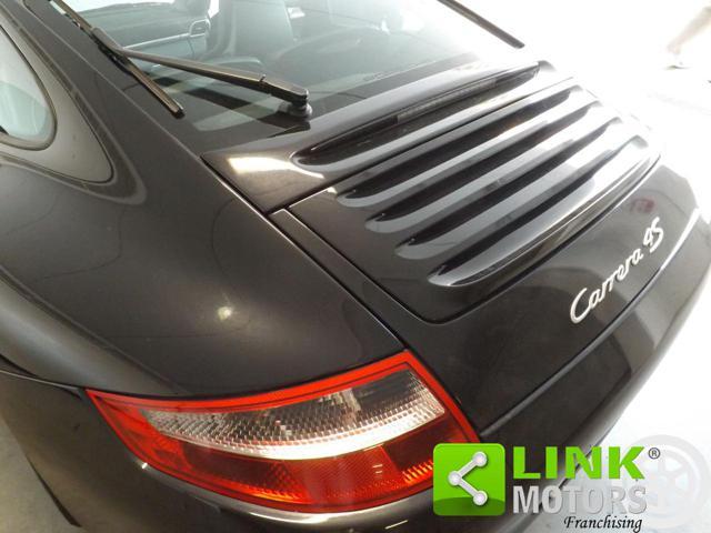 PORSCHE 997 911 Carrera 4S Coupé