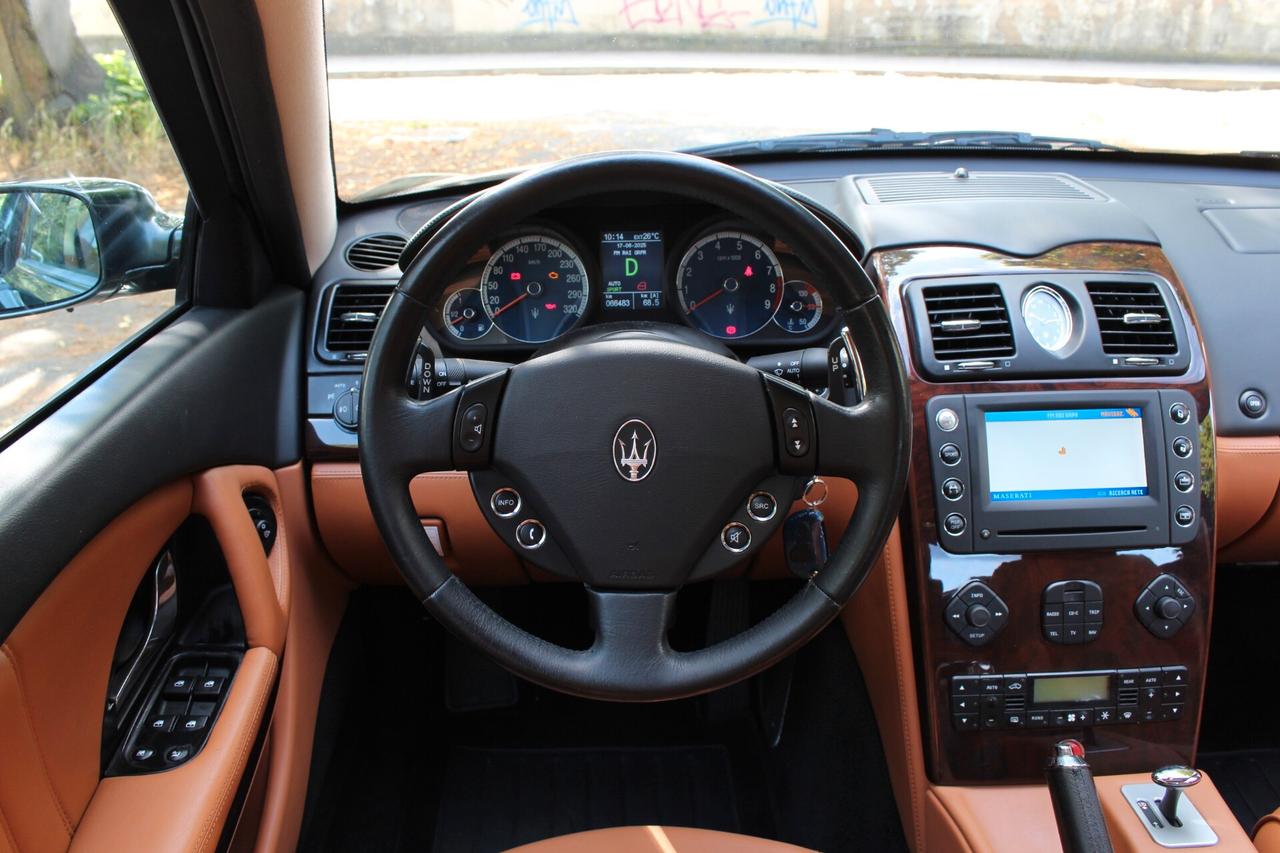 Maserati Quattroporte 4.2 V8