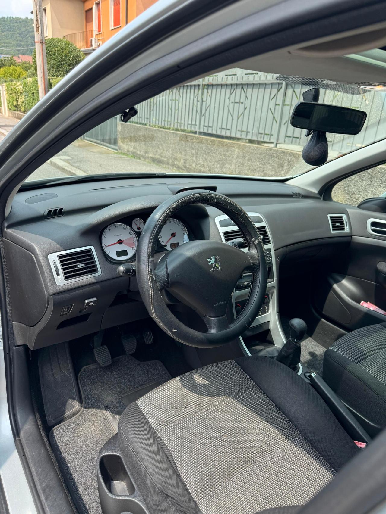 Peugeot 307 station wagon GPL OK NEOPATENTATI
