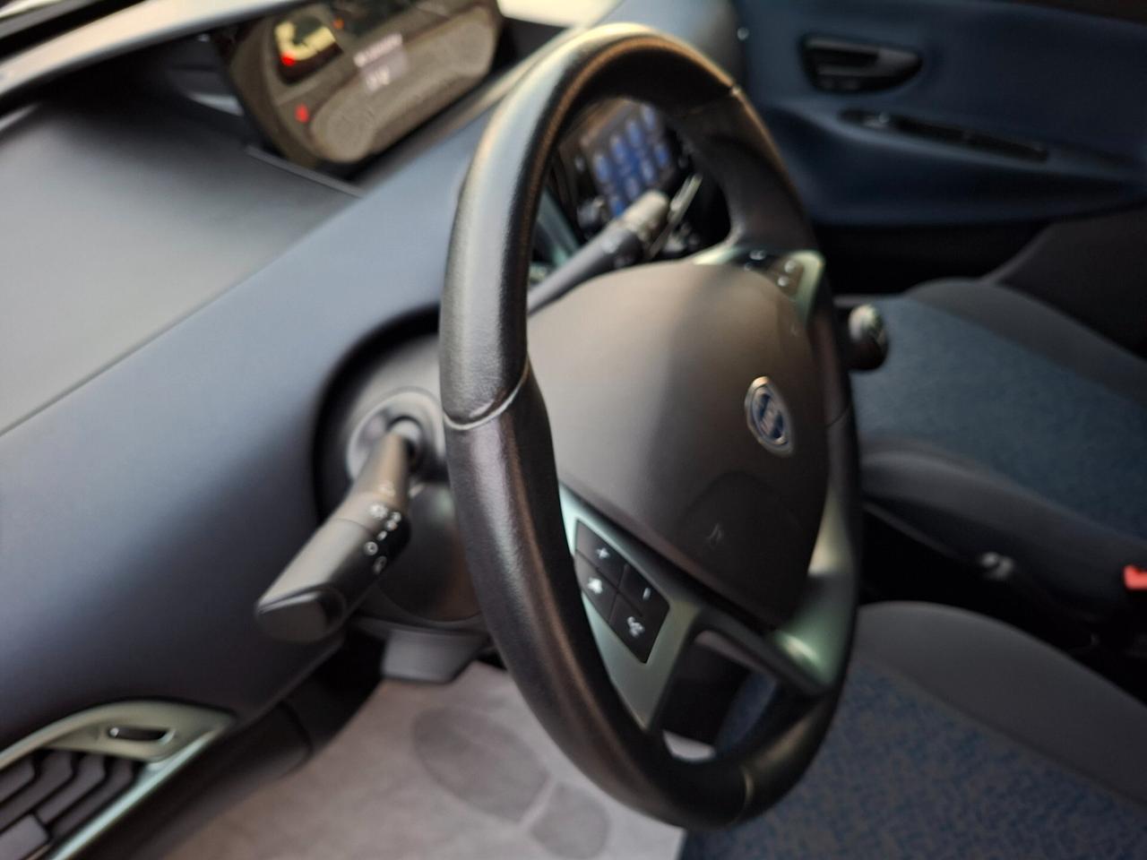 Lancia Ypsilon 1.0 Hybrid Gold *PREZZO REALE*