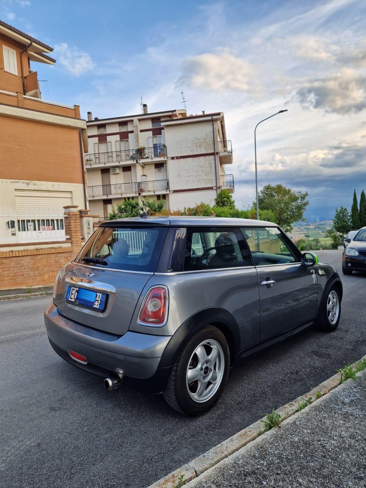 Mini Cooper Clubman 1.6 16V John Works
