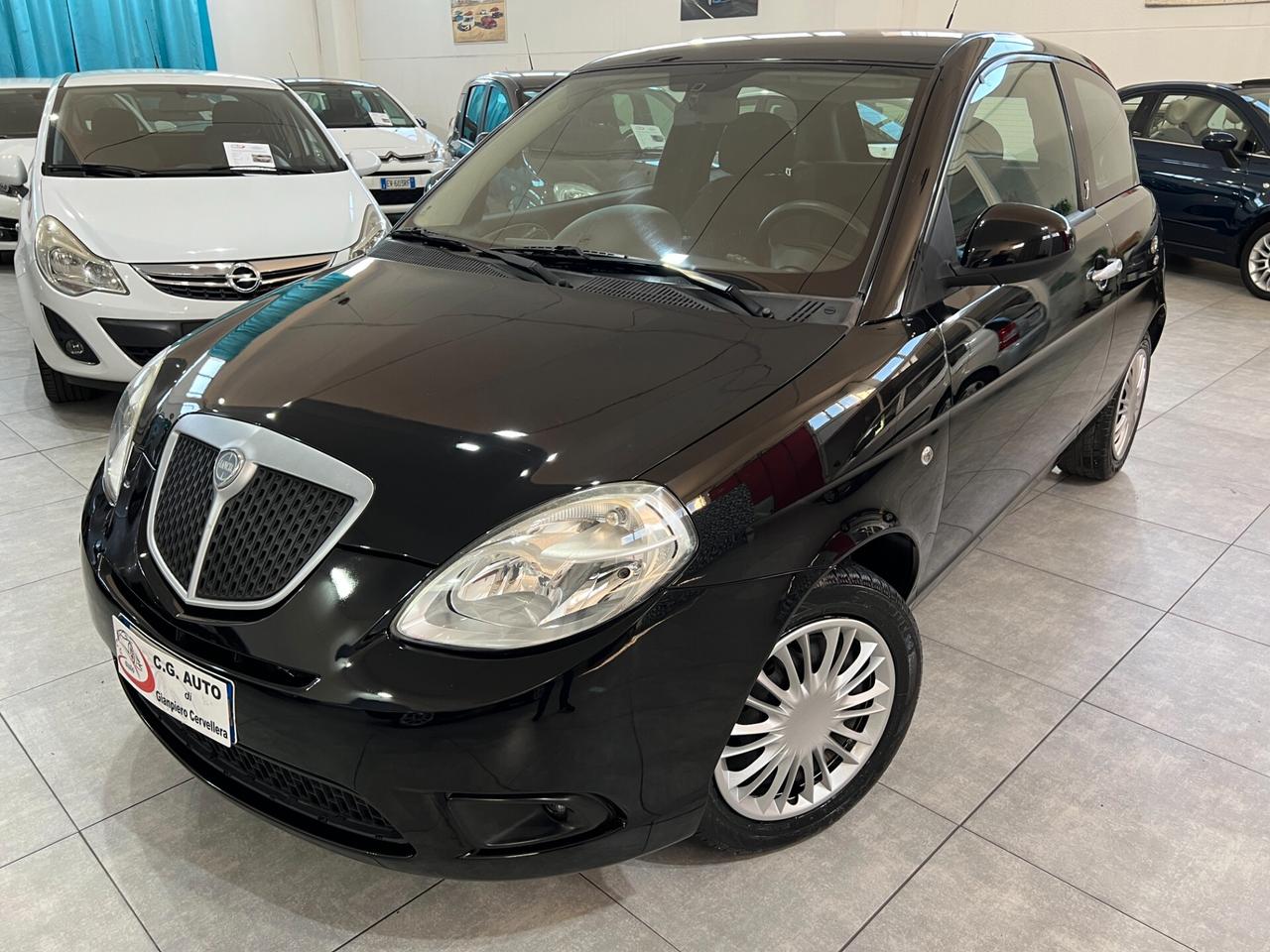 Lancia Ypsilon 1.2 60 CV - ELLE - 2010