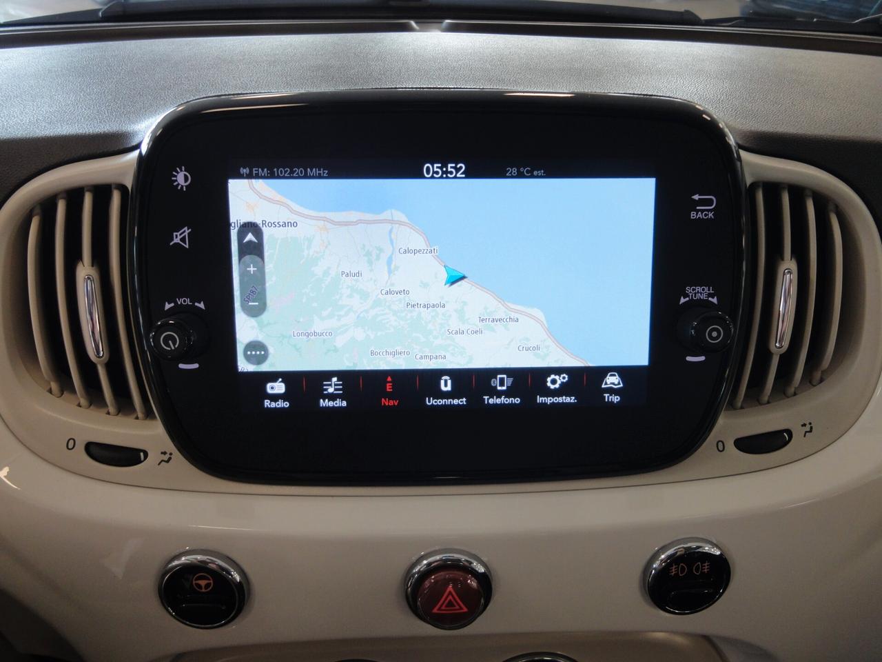Fiat 500 1.0 Hybrid Dolcevita