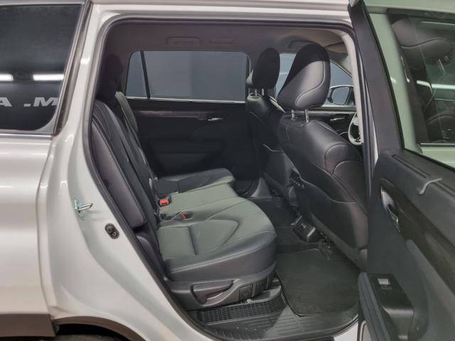 TOYOTA Highlander AWD-I LOUNGE 7 POSTI