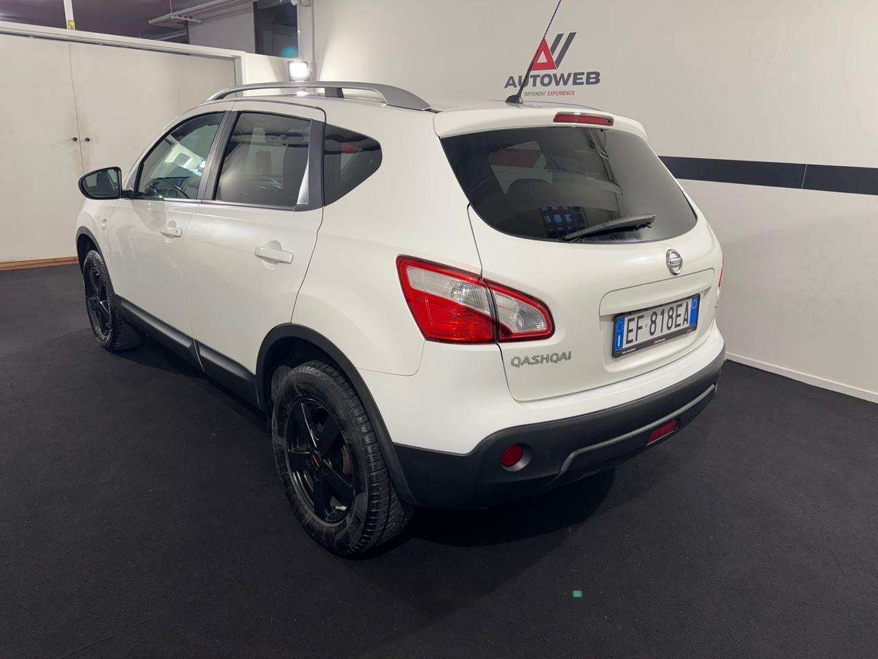 Nissan Qashqai 2.0 dCi DPF Tekna * 4X4* TETTO PANORAMICO*