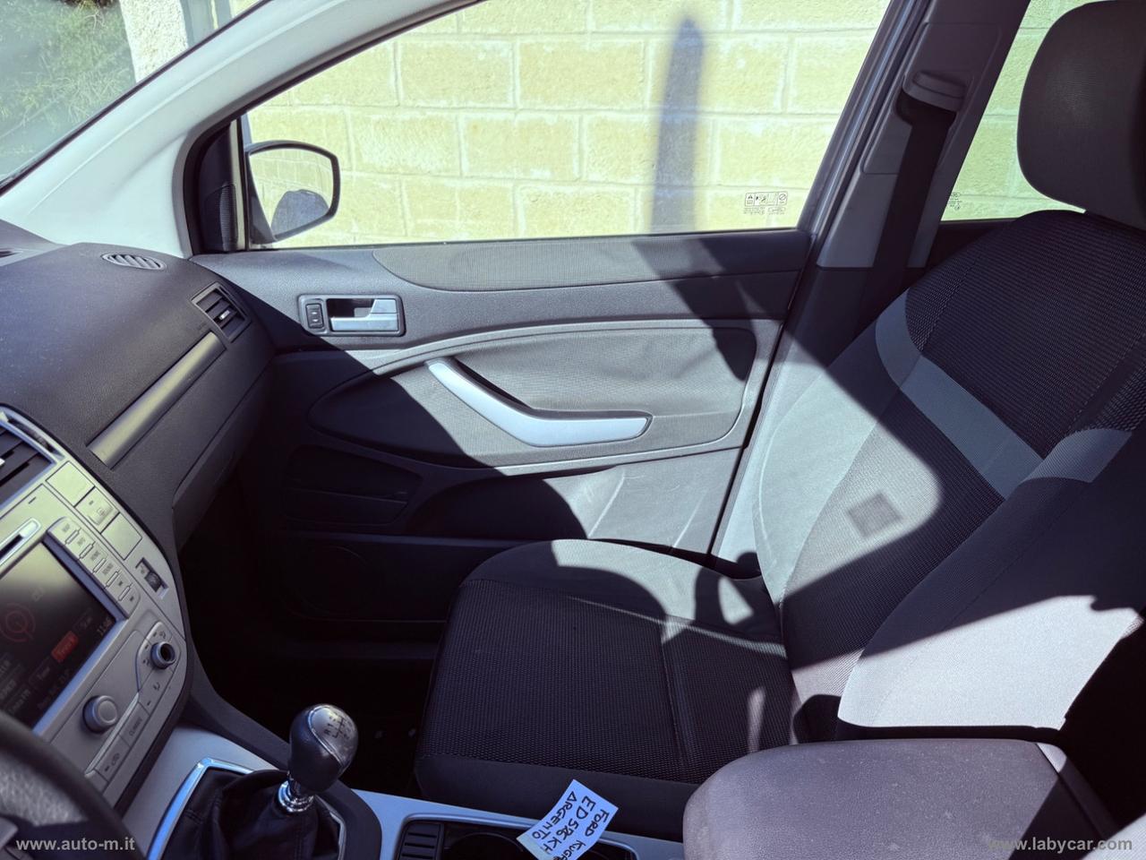 FORD Kuga 2.0 TDCi 140 CV 2WD Titanium