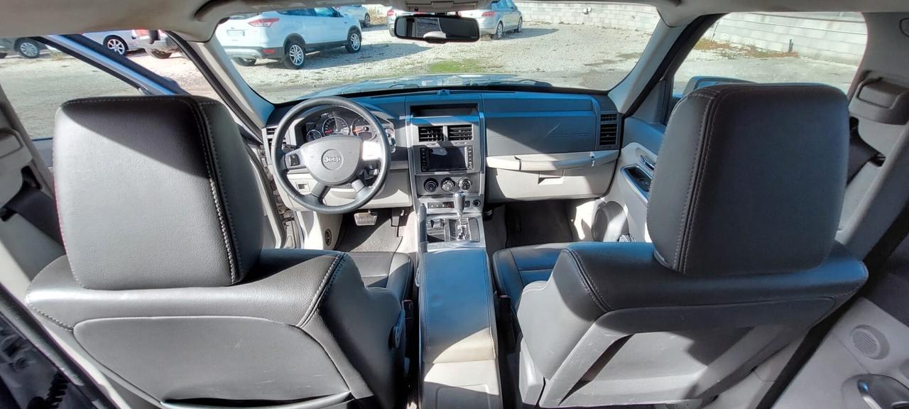 Jeep Cherokee 2.8 CRD DPF Limited Auto