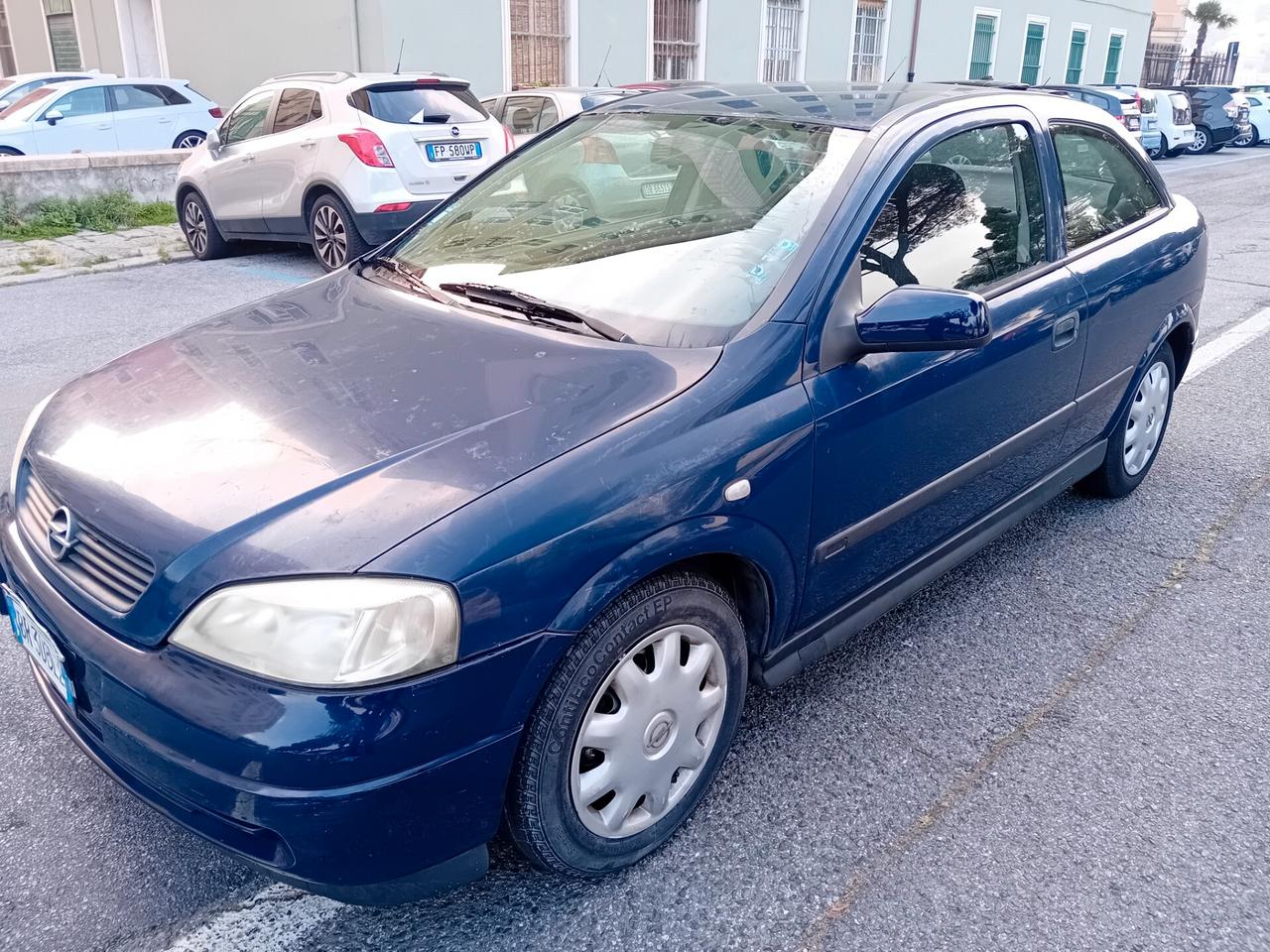 Opel Astra 1.4i 16V cat 3 porte