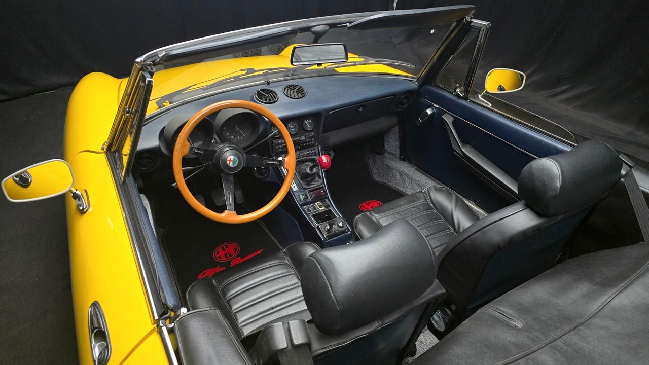 Alfa Romeo Spider Veloce 2.0 ASI con C.R.S.