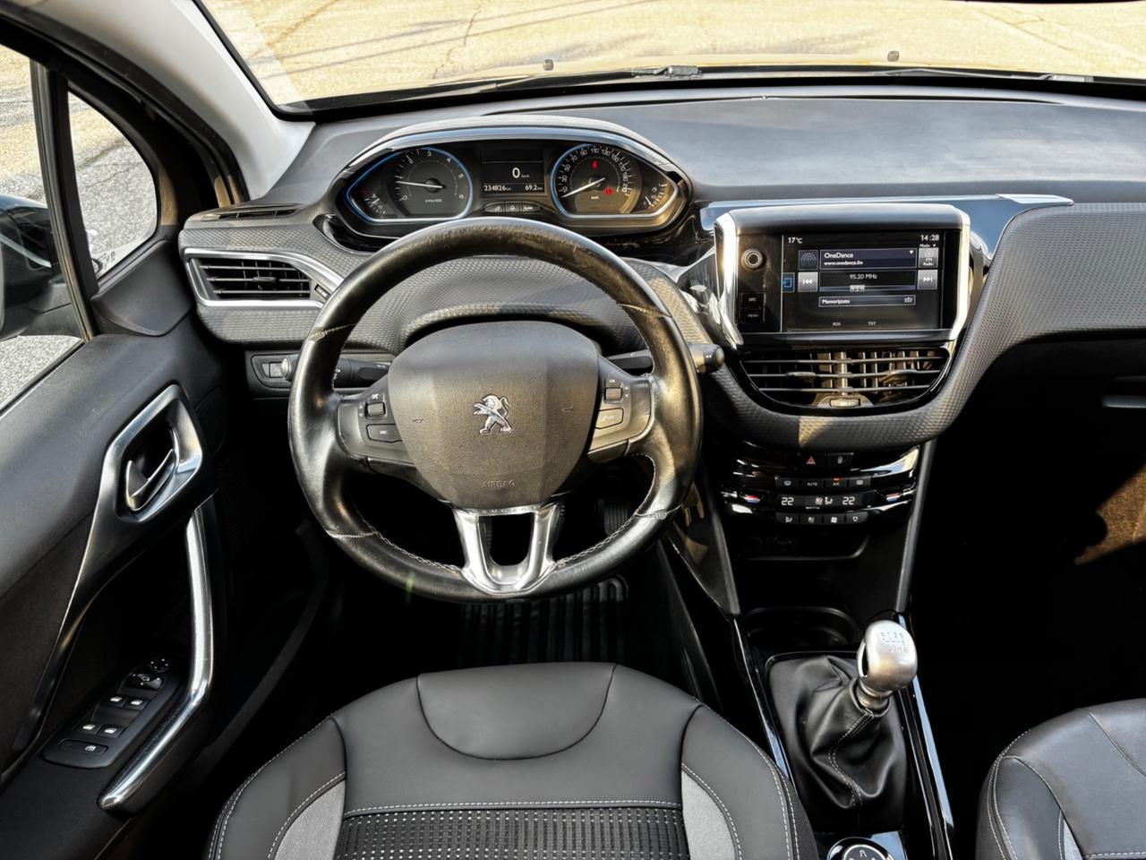 Peugeot 2008 BlueHDi 120CV, UNI PRO, GARANZIA
