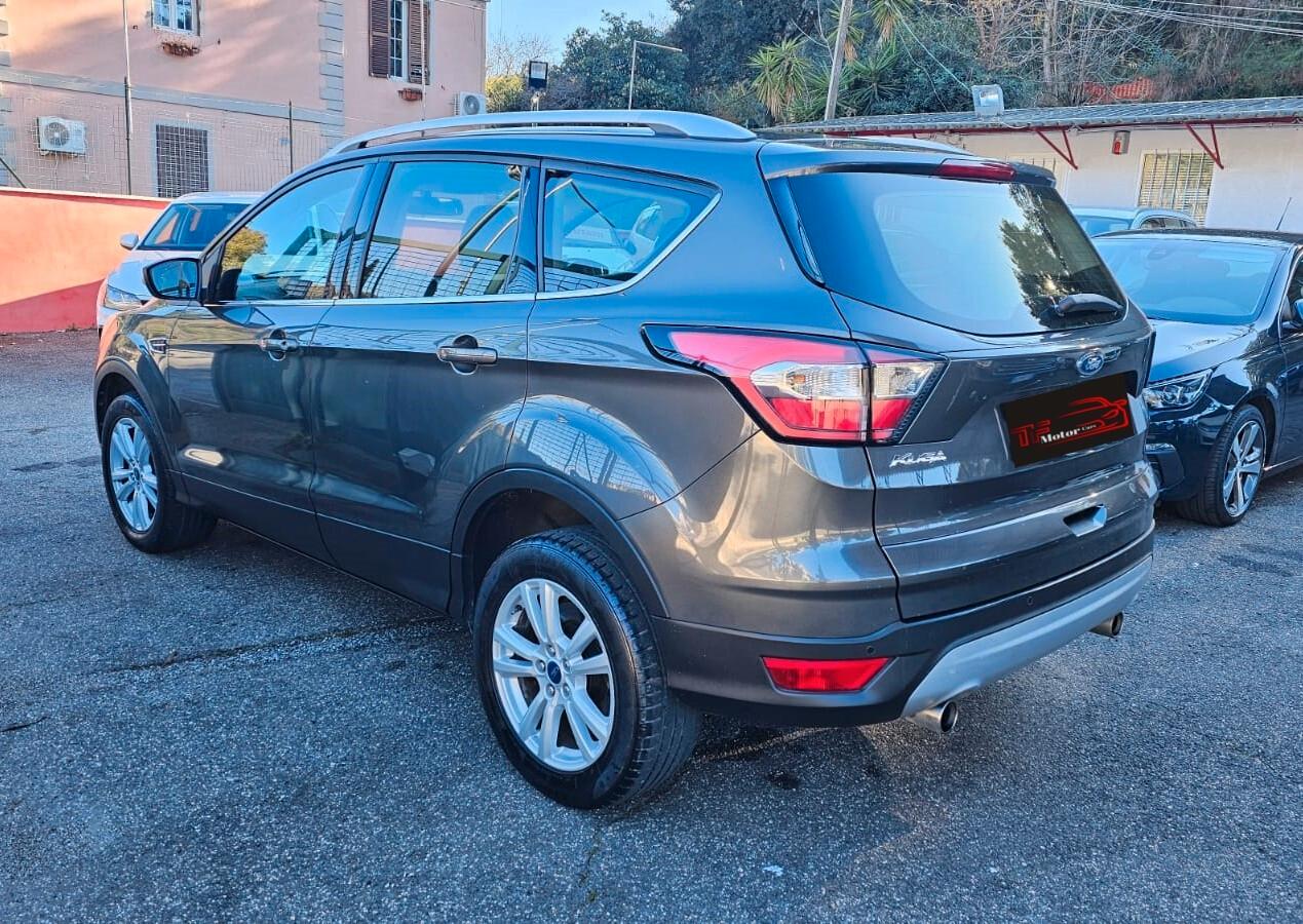 Ford Kuga 1.5 TDCI 120 CV S&S 2WD Titanium