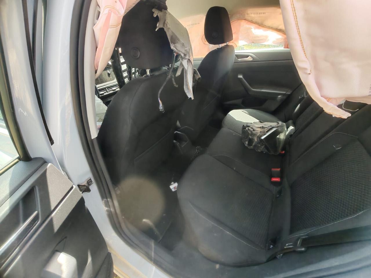 Volkswagen Polo 1.0 2018 sinistrata