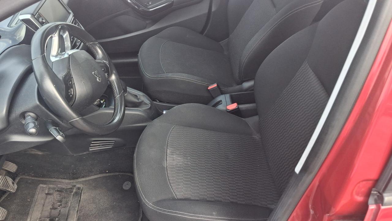 Peugeot 208 1200 GPL BOMBOLA 2031