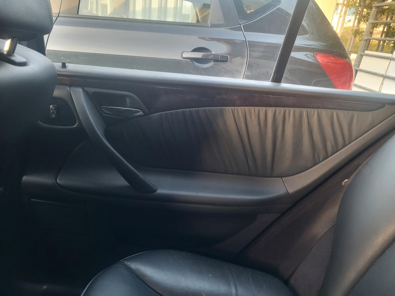 Mercedes-benz E 320 4 MATIC