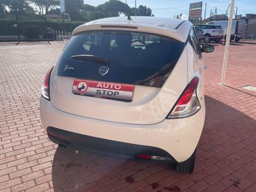 Lancia Ypsilon 1.2 69 CV 5 porte 30th Anniversary