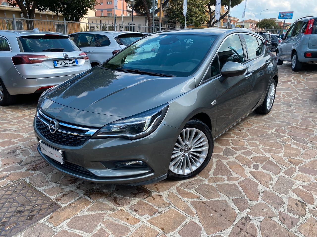 Opel Astra 1.6 CDTi 110CV Start&amp;Stop 5 porte Dynamic