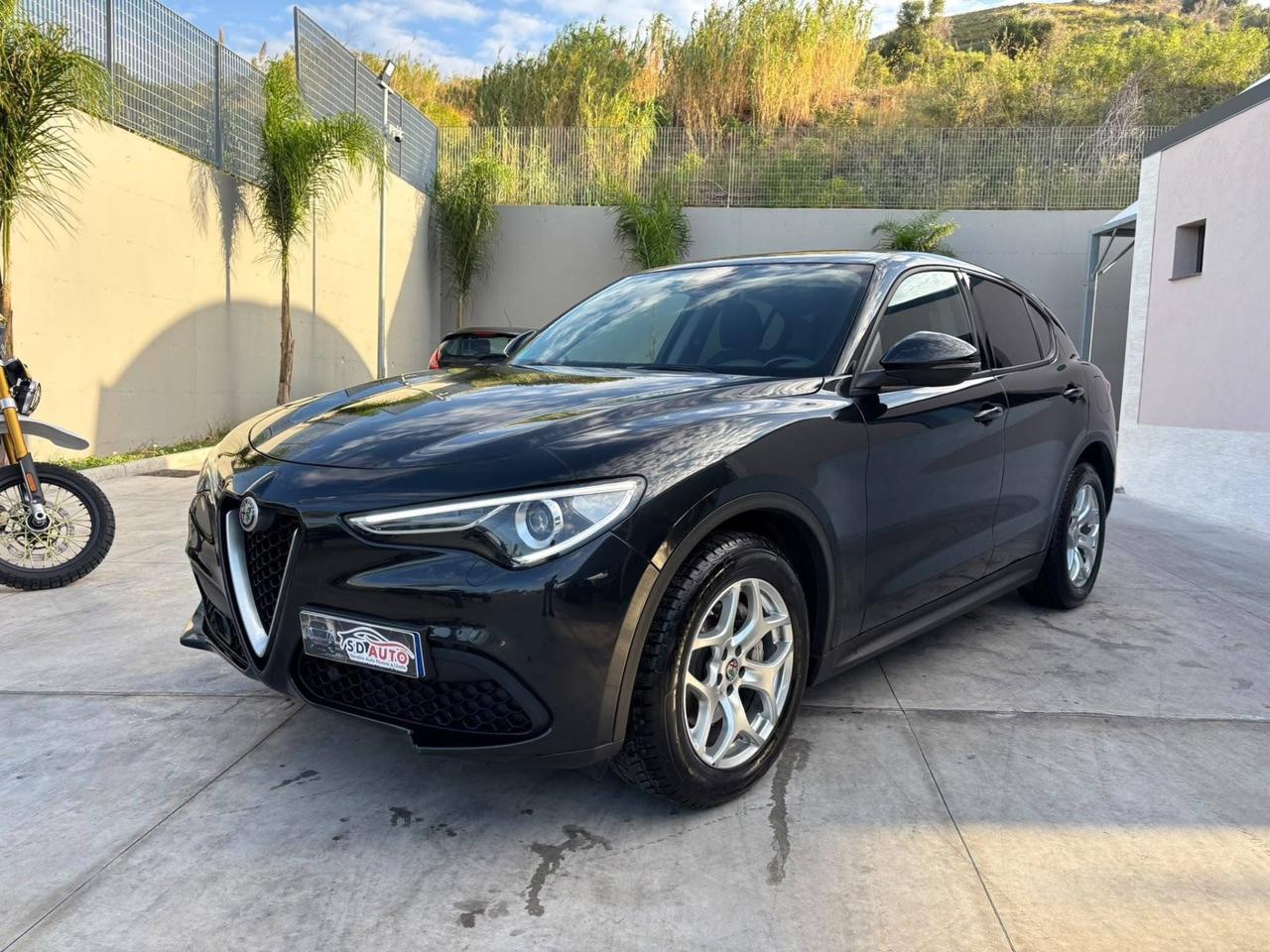 Alfa Romeo Stelvio 2.2 Turbodiesel 190 CV AT8 RWD Executive