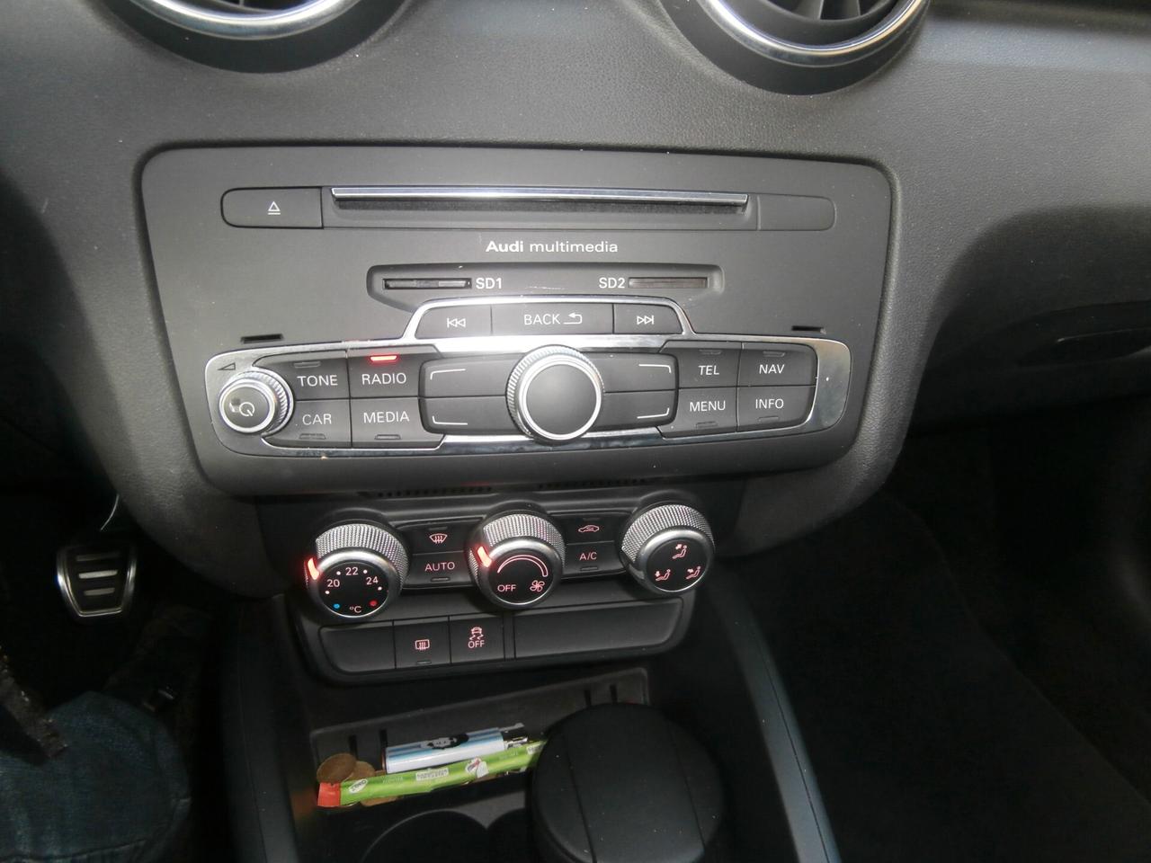 Audi A1 1.4 TDI 90 cv S. LINE Bicolore Neopatentati