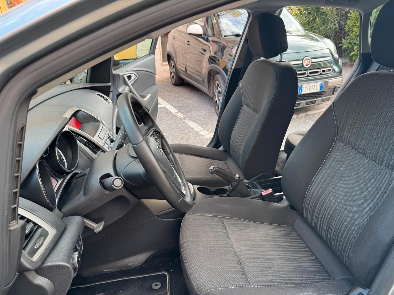 Opel Astra 1.4 100CV uniproprietario