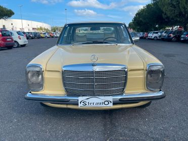 Mercedes-benz 210/310 MERCEDES W115/8 200D