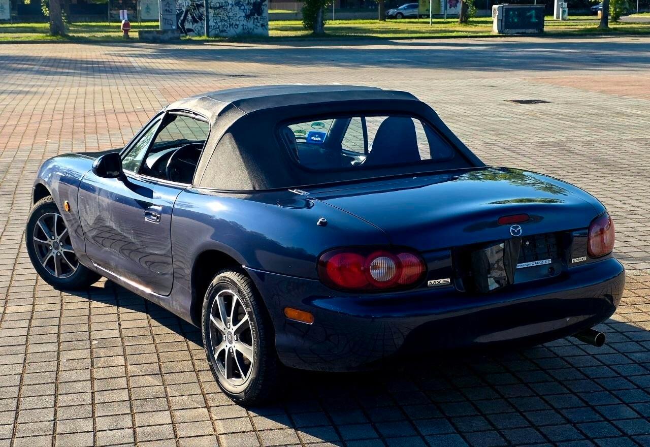 Mazda MX5 1.6i Spider MX5 roadster