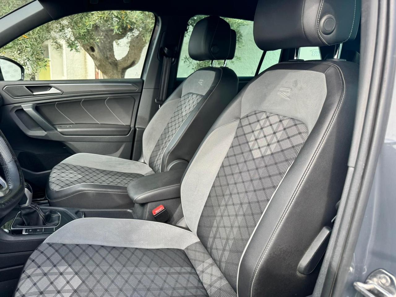 Volkswagen Tiguan 2.0 TDI 150 CV SCR DSG 4MOTION R-Line IVA ESPOSTA