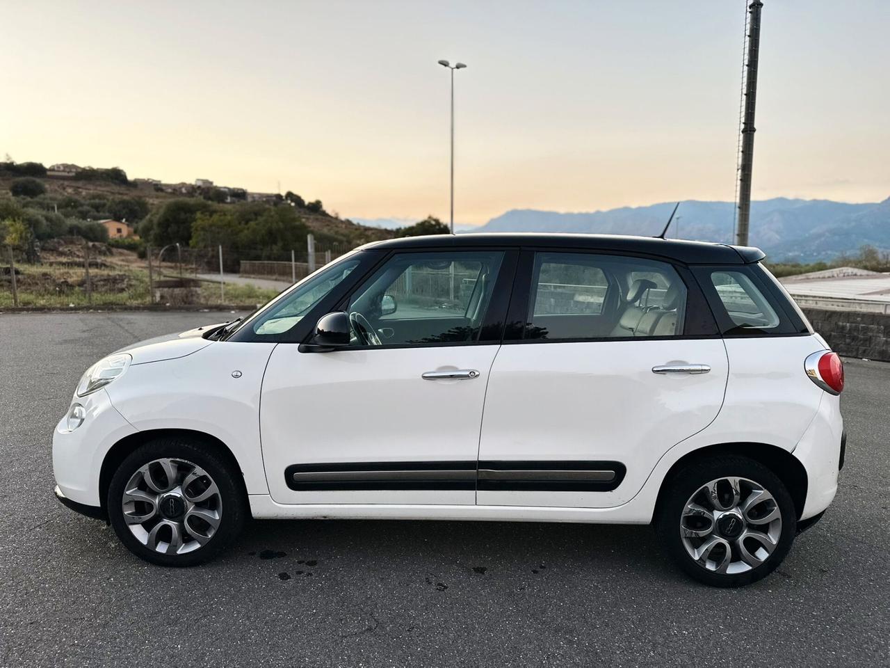 Fiat 500L 1.6 Multijet 105 CV Panoramic Edition