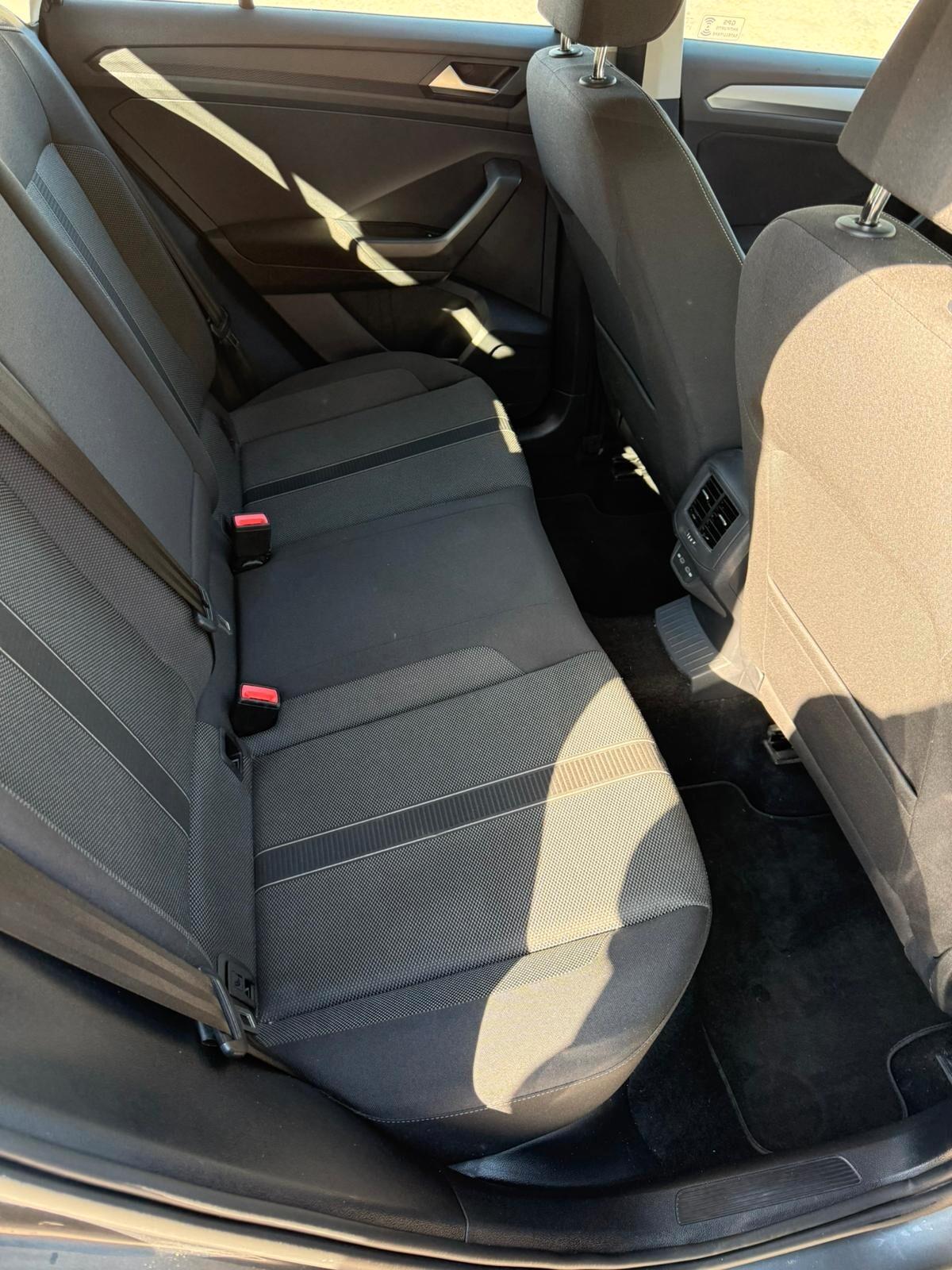Volkswagen T-Roc 2.0 TDI ANNO 2024