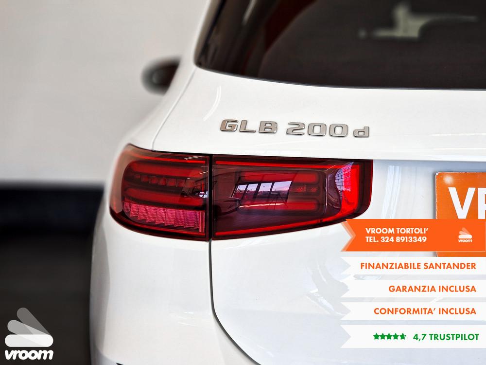 MERCEDES GLB (X247) GLB 200 d Automati...