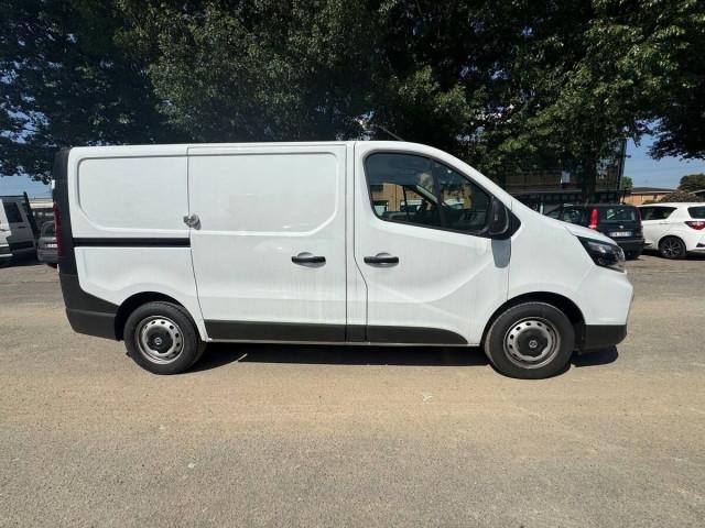 Nissan Primastar II Van 27 PREZZO + IVA